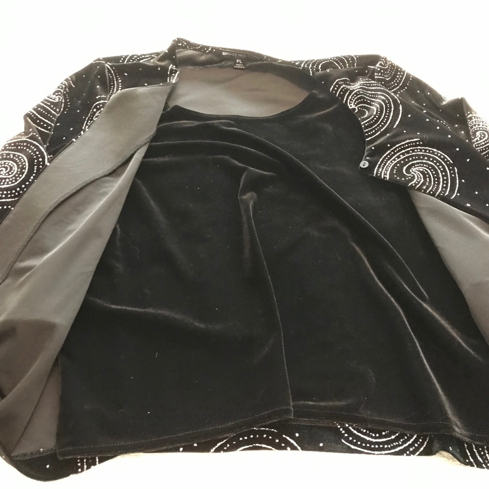 Dressy Briggs NY black velour faux 2-piece with glittery silver swirls (PL) - Picture 9 of 16